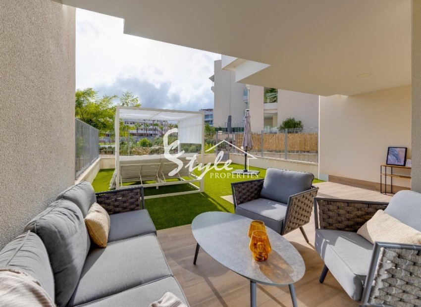 Resale - Apartment - Orihuela Costa  - Villamartin