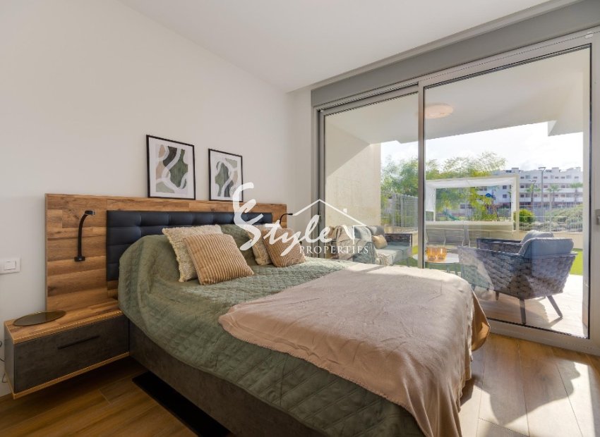 Resale - Apartment - Orihuela Costa  - Villamartin