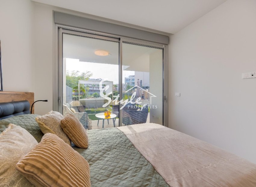 Resale - Apartment - Orihuela Costa  - Villamartin