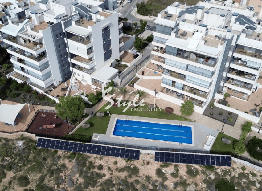 Resale - Apartment - Orihuela Costa  - Villamartin