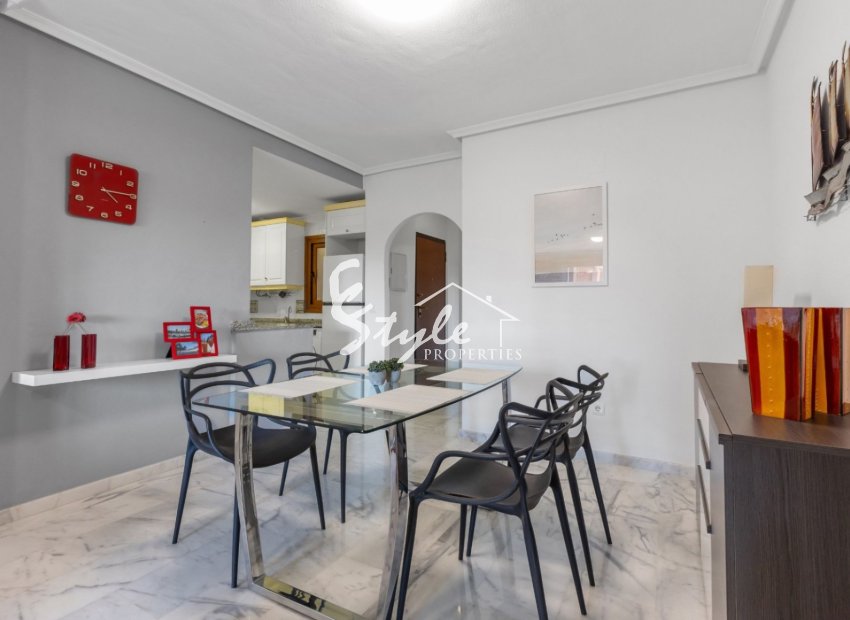 Resale - Apartment - Orihuela Costa  - Villamartin