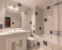 Resale - Apartment - Orihuela Costa  - Villamartin