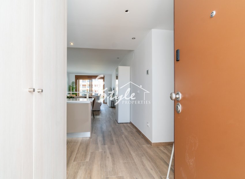 Resale - Apartment - Orihuela Costa  - Villamartin