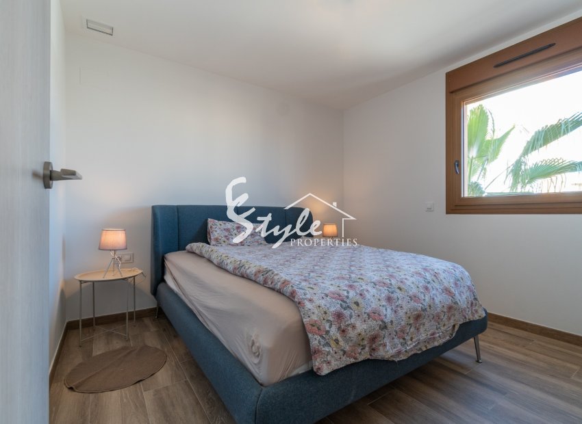 Resale - Apartment - Orihuela Costa  - Villamartin