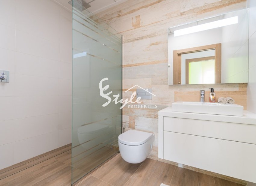 Resale - Apartment Penthouse - Las Colinas Golf