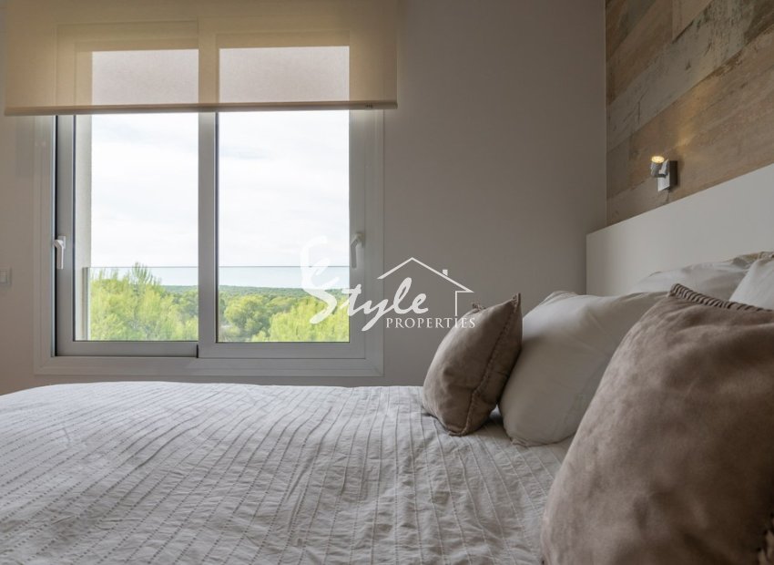 Resale - Apartment Penthouse - Las Colinas Golf