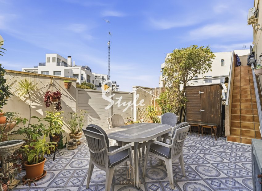 Resale - Apartment Penthouse - Orihuela-Costa - La Regia