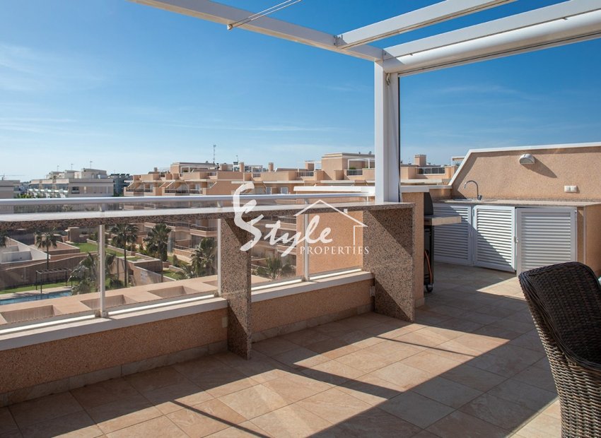 Resale - Apartment Penthouse - Orihuela-Costa - Los Dolses