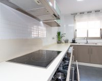 Resale - Apartment Penthouse - Torrevieja - Beach