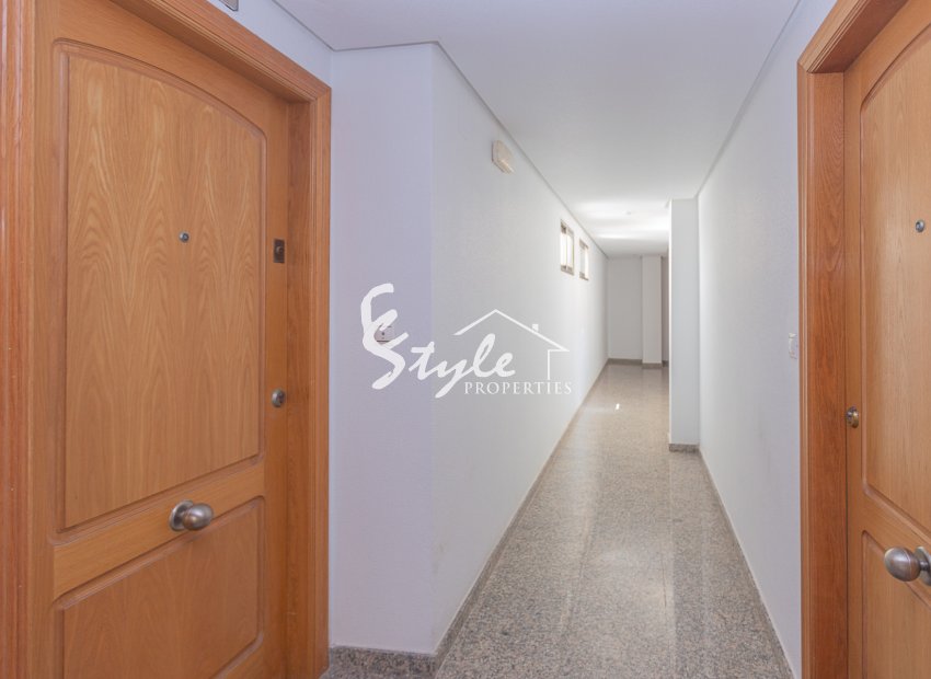 Resale - Apartment Penthouse - Torrevieja - Beach