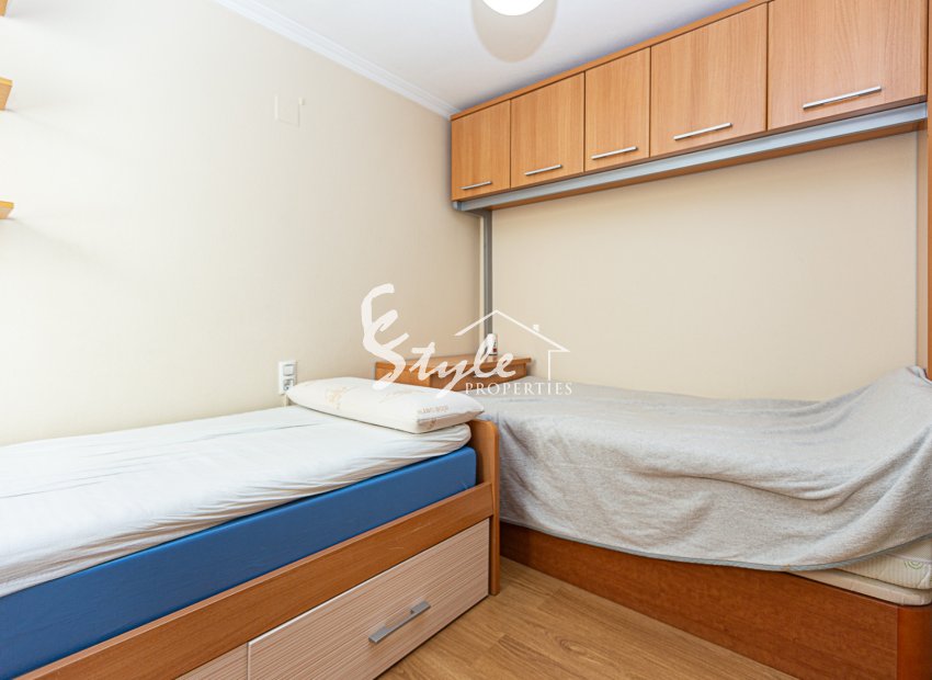 Resale - Apartment Penthouse - Torrevieja - Beach