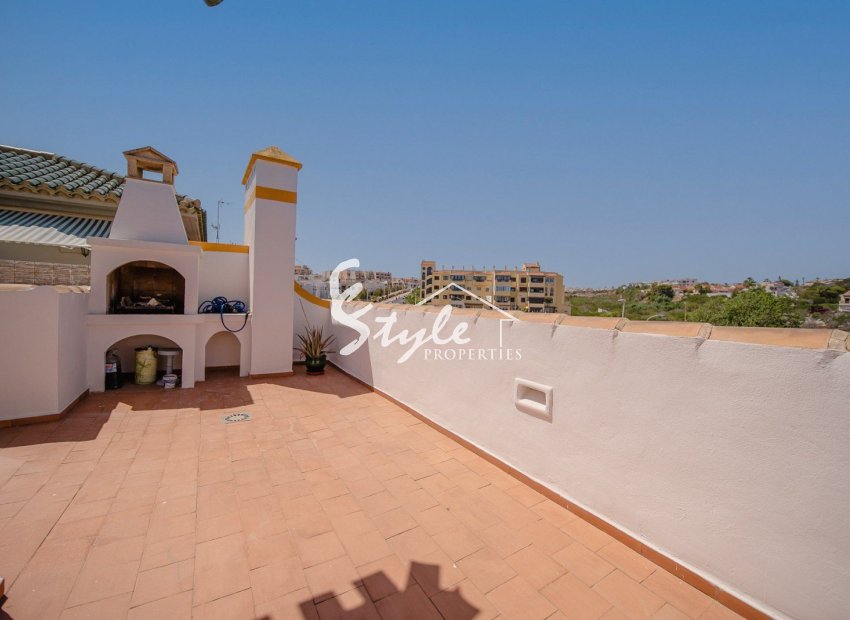 Resale - Apartment Penthouse - Torrevieja - La Mata