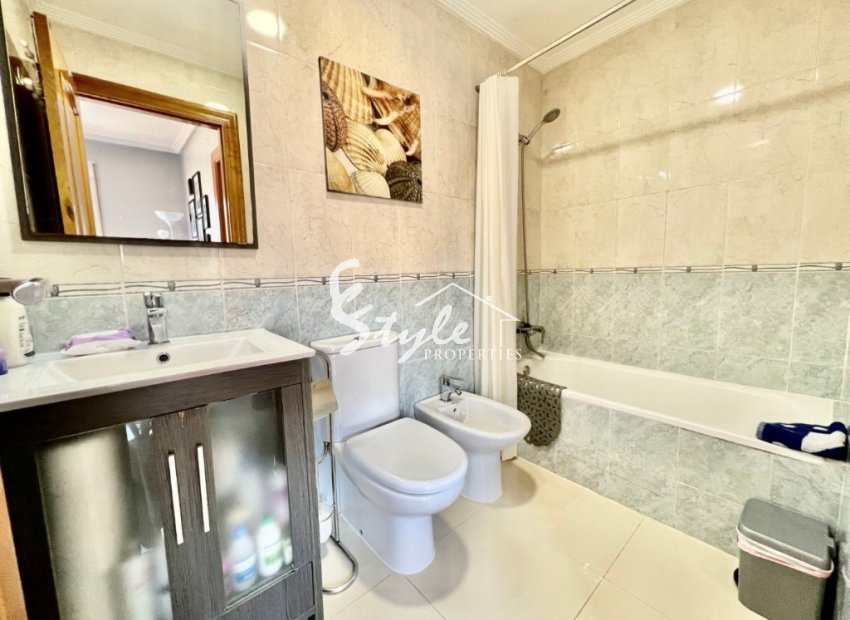 Resale - Apartment Penthouse - Torrevieja