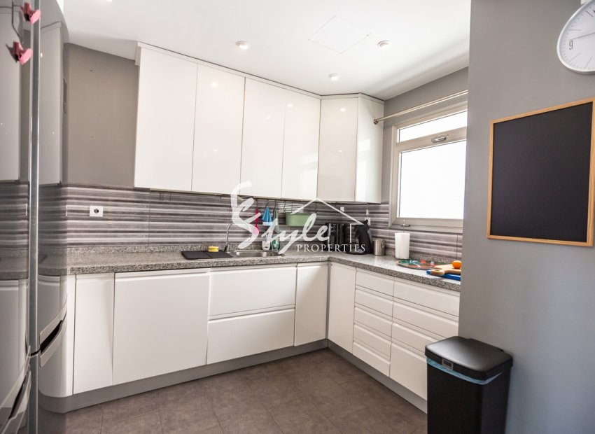 Resale - Apartment Penthouse - Villamartin, Orihuela Costa - Villamartin