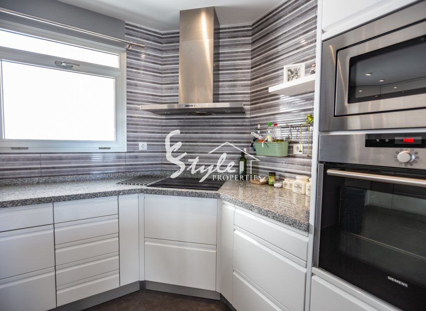 Resale - Apartment Penthouse - Villamartin, Orihuela Costa - Villamartin