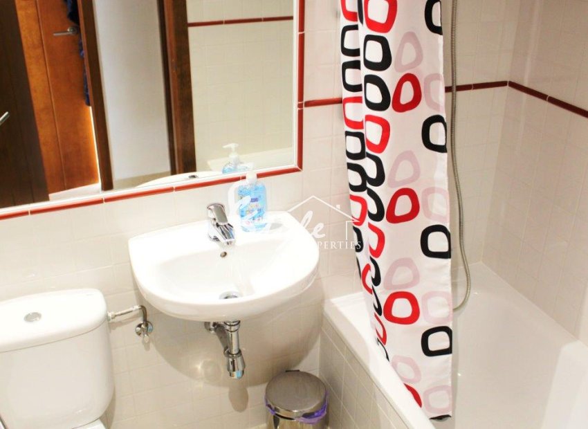 Resale - Apartment - Punta Prima - La Entrada