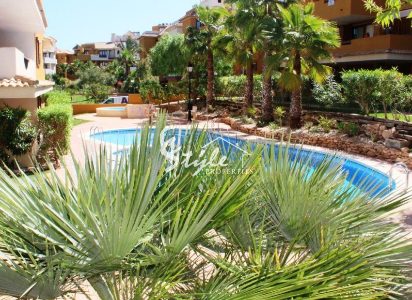 Resale - Apartment - Punta Prima - La Entrada