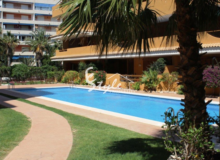 Resale - Apartment - Punta Prima - La Entrada