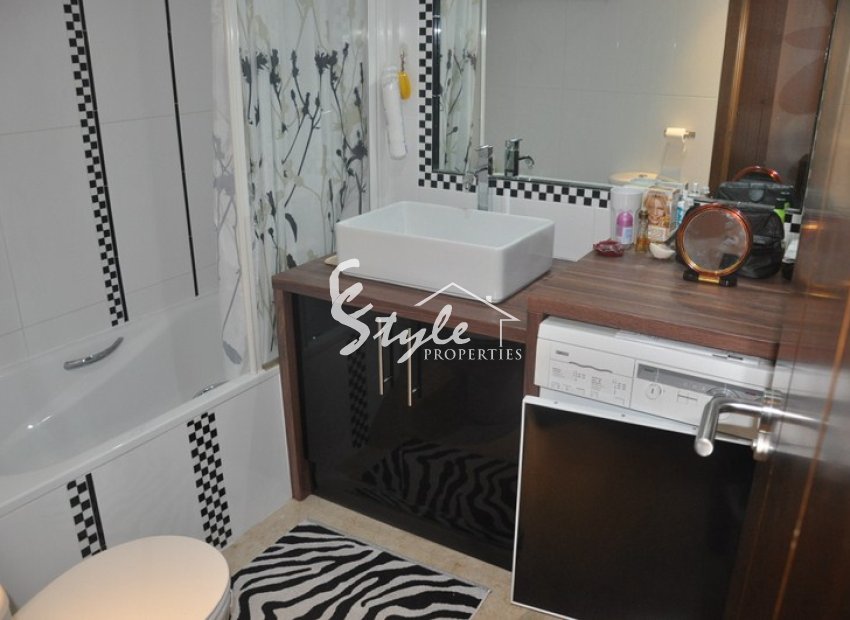 Resale - Apartment - Punta Prima - La Entrada