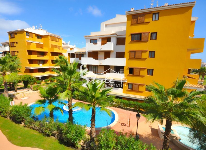 Resale - Apartment - Punta Prima - La Entrada