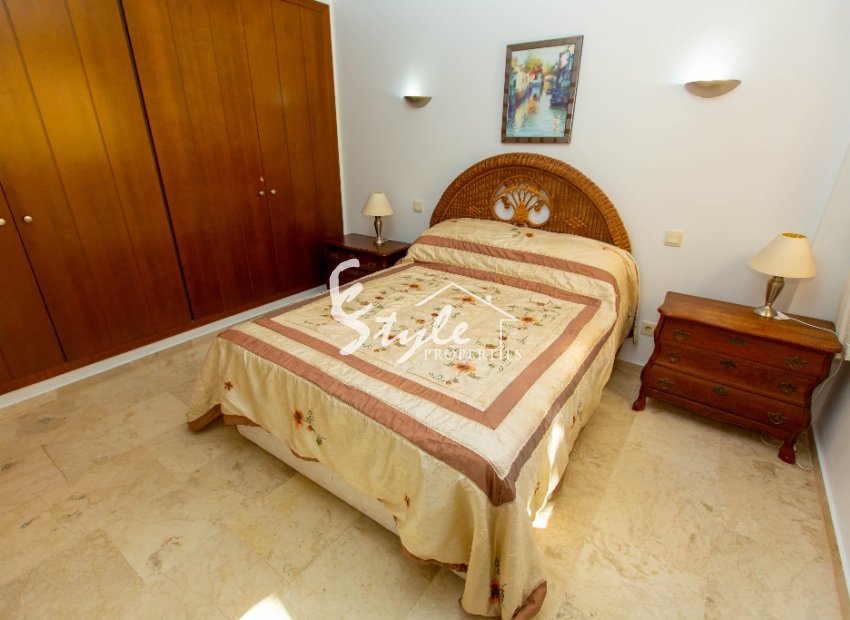 Resale - Apartment - Punta Prima - La Entrada