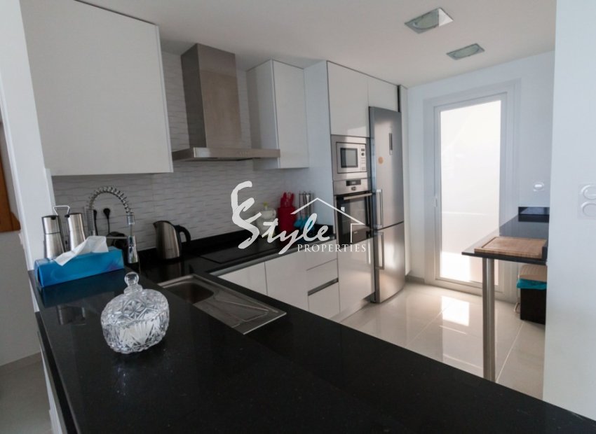 Resale - Apartment - Punta Prima
