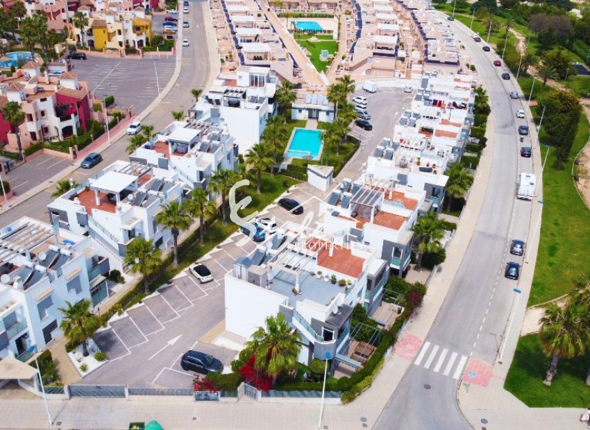 Resale - Apartment - Punta Prima