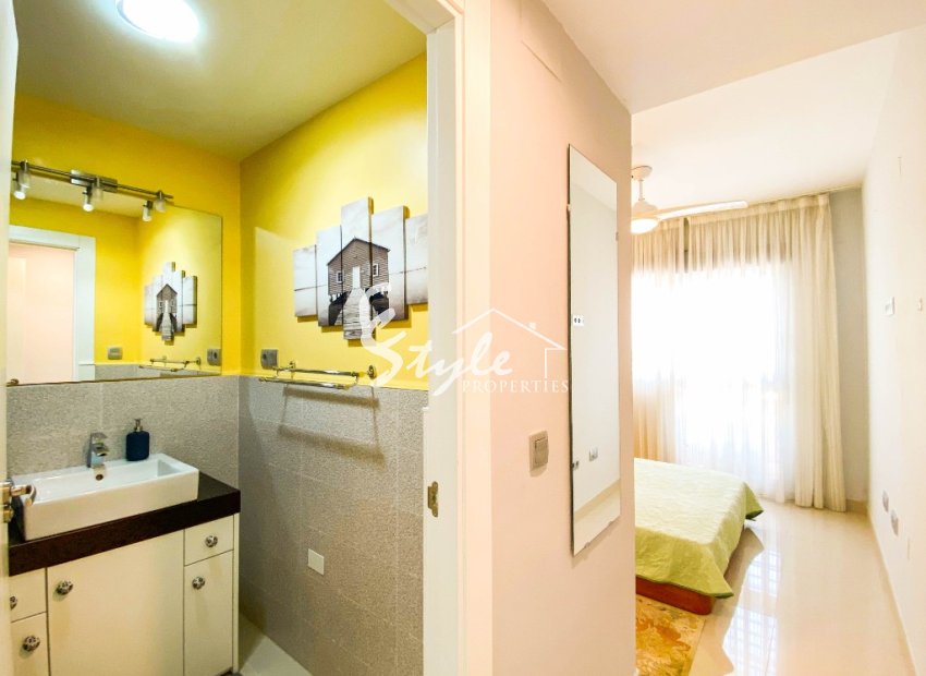 Resale - Apartment - Punta Prima