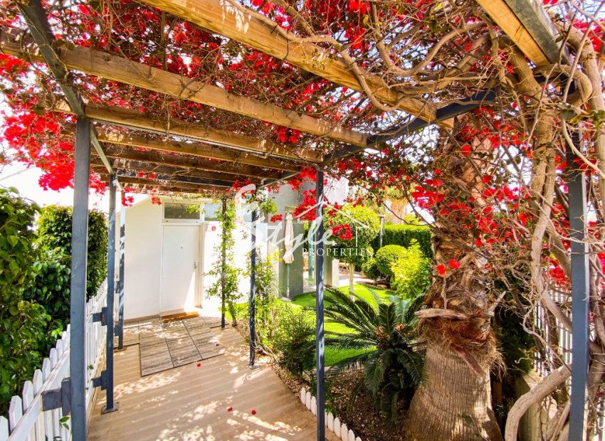 Resale - Apartment - Punta Prima