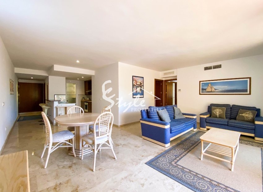 Resale - Apartment - Punta Prima