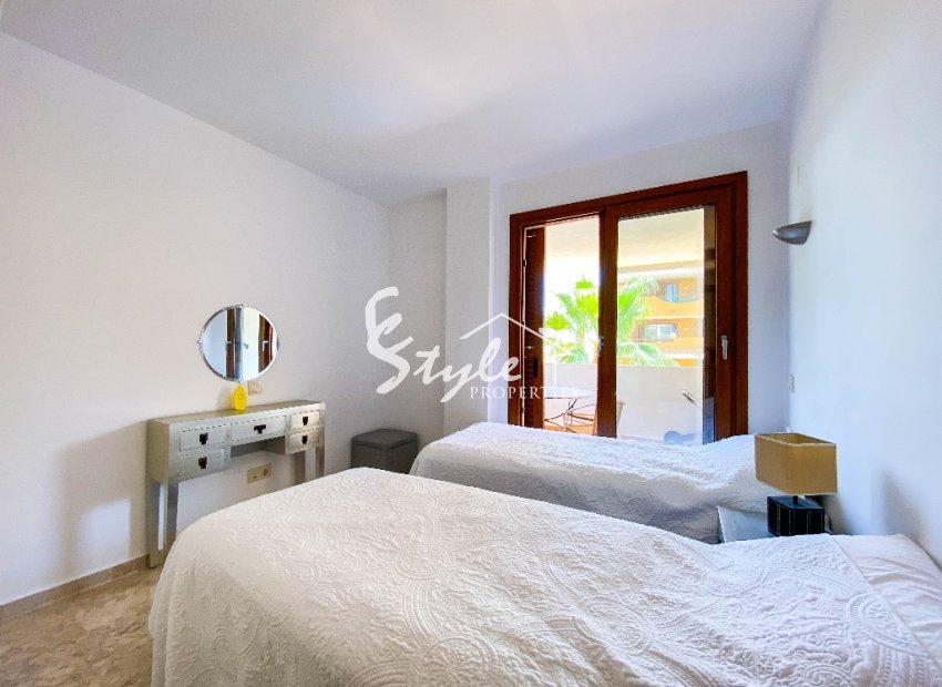 Resale - Apartment - Punta Prima