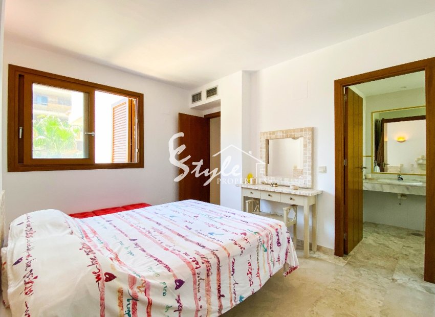 Resale - Apartment - Punta Prima