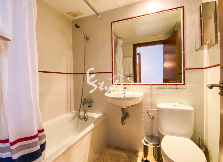 Resale - Apartment - Punta Prima