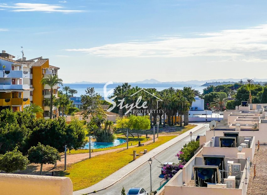 Resale - Apartment - Punta Prima