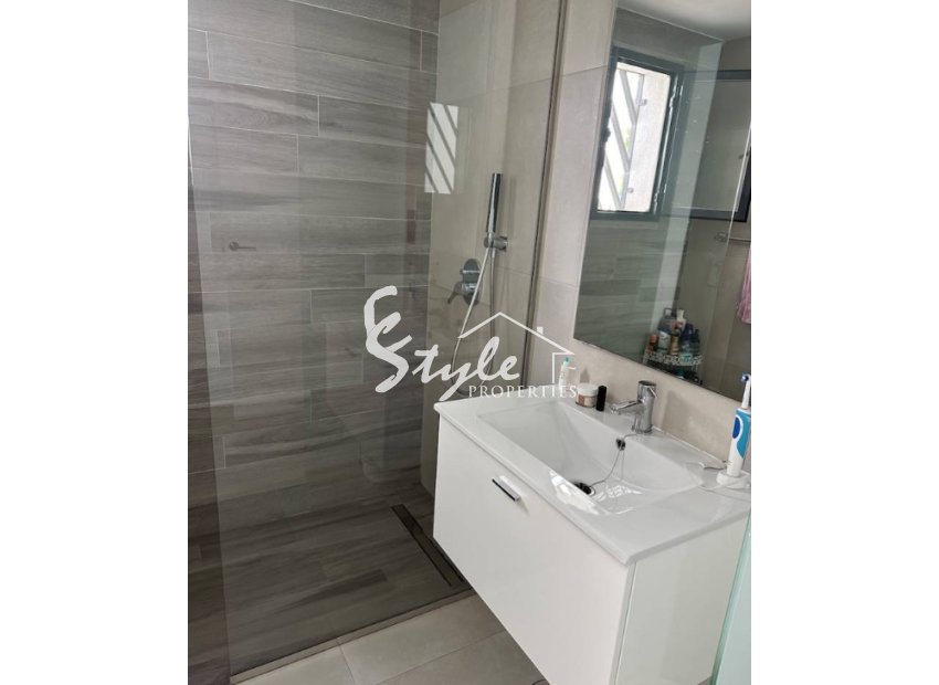 Resale - Apartment - Punta Prima