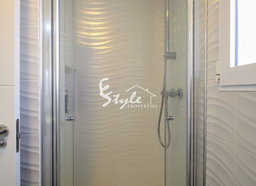 Resale - Apartment - Punta Prima