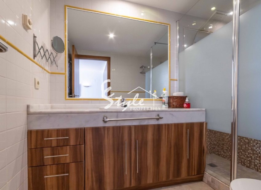 Resale - Apartment - Punta Prima