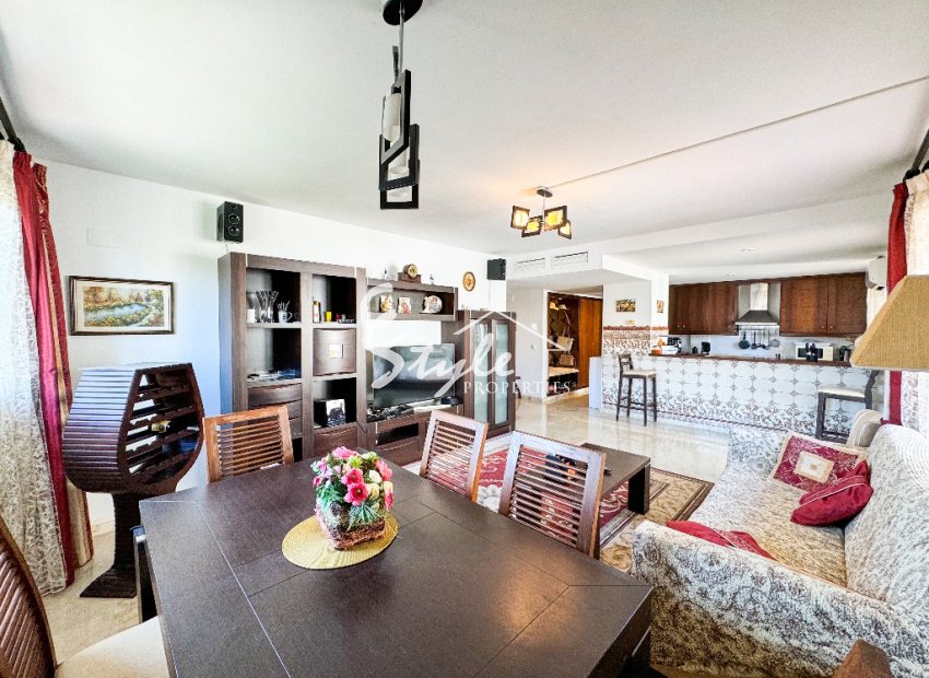 Resale - Apartment - Punta Prima