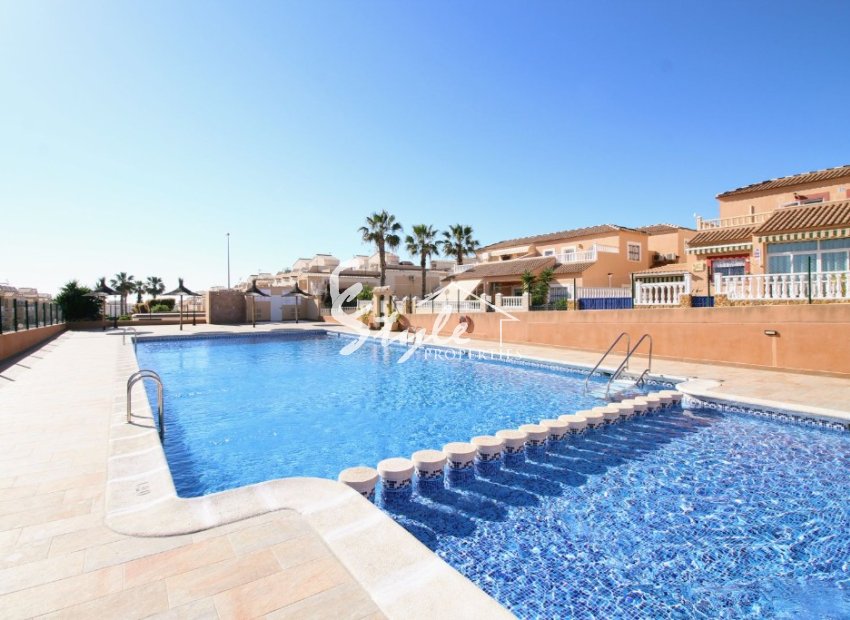 Resale - Apartment - Punta Prima