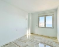 Resale - Apartment - Punta Prima