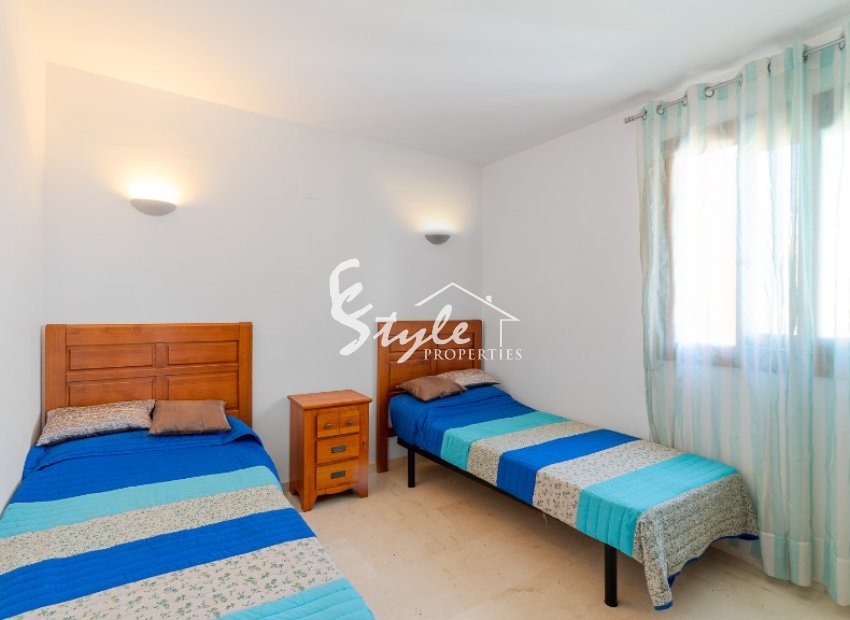 Resale - Apartment - Punta Prima