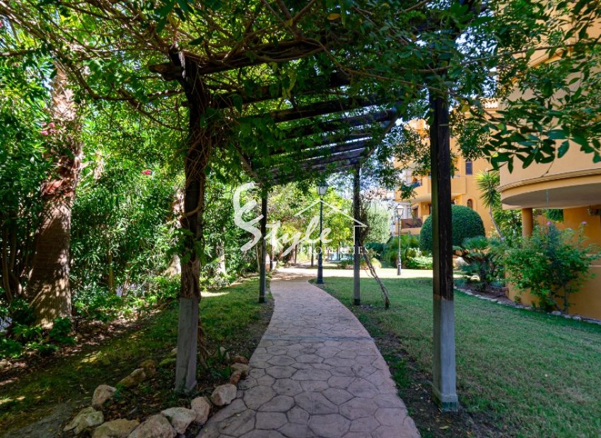 Resale - Apartment - Punta Prima