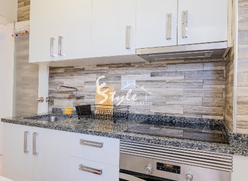 Resale - Apartment - Punta Prima