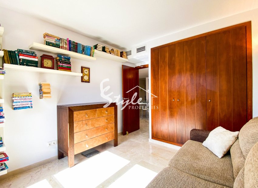 Resale - Apartment - Punta Prima