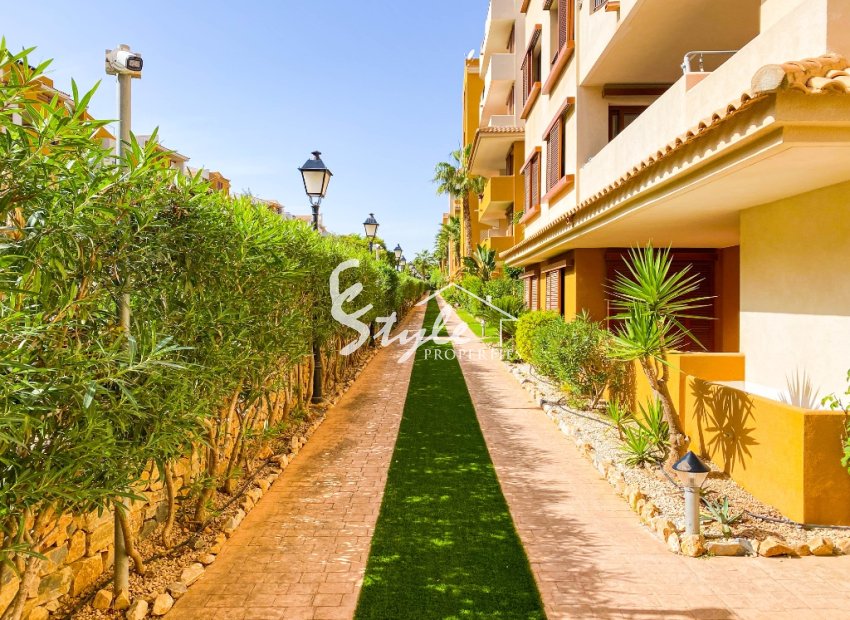 Resale - Apartment - Punta Prima