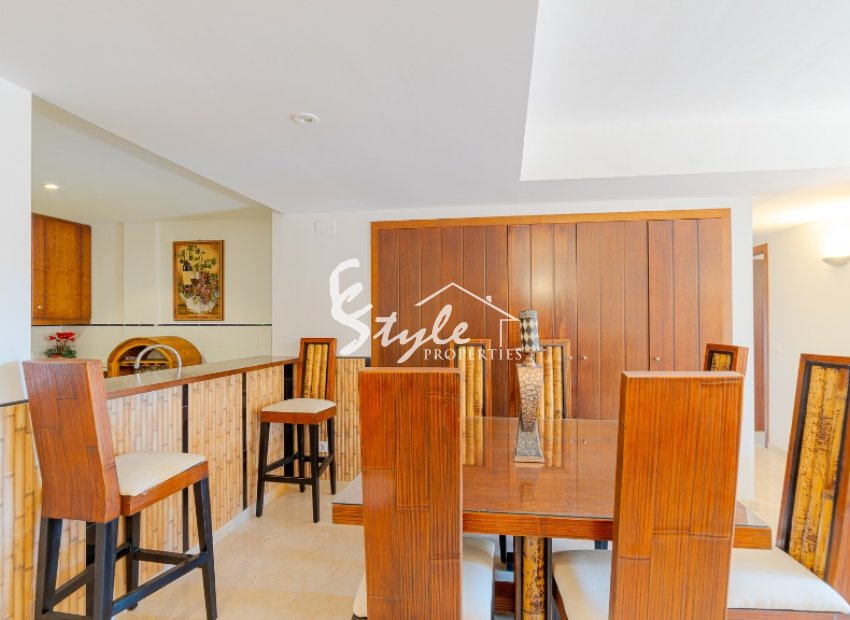 Resale - Apartment - Punta Prima