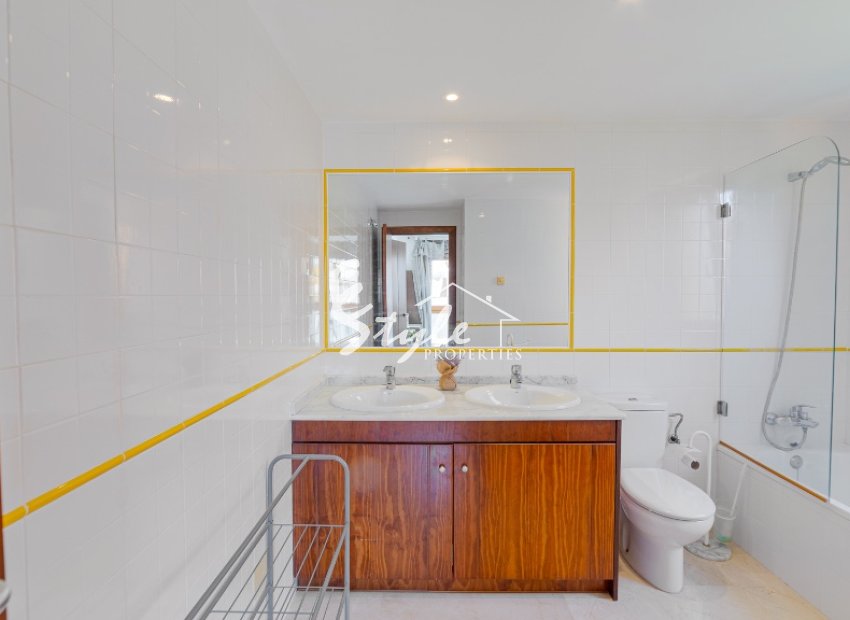 Resale - Apartment - Punta Prima