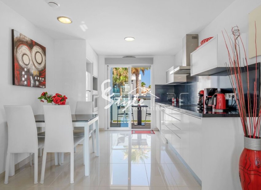 Resale - Apartment - Punta Prima