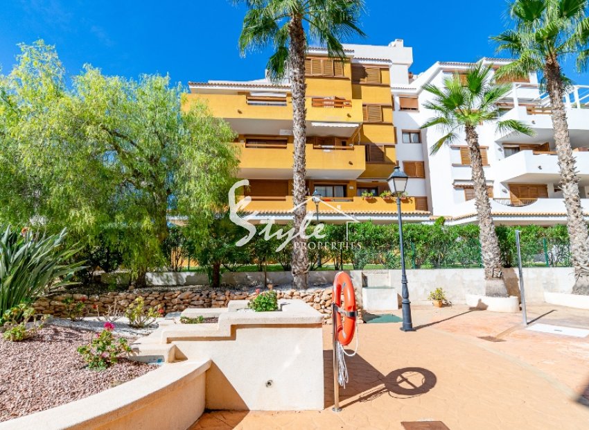 Resale - Apartment - Punta Prima