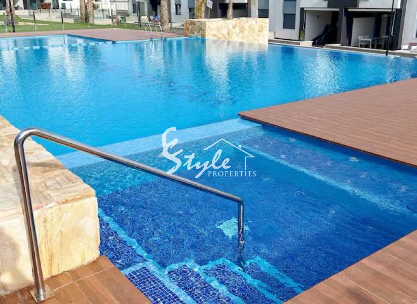 Resale - Apartment - Punta Prima